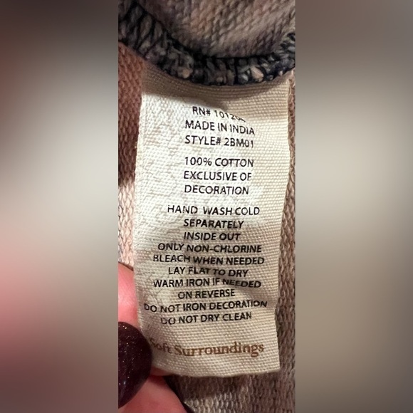 Soft Surroundings Mangata Tunic Top Embroidered Sequin Beaded Sz SMALL - Picture 7 of 7